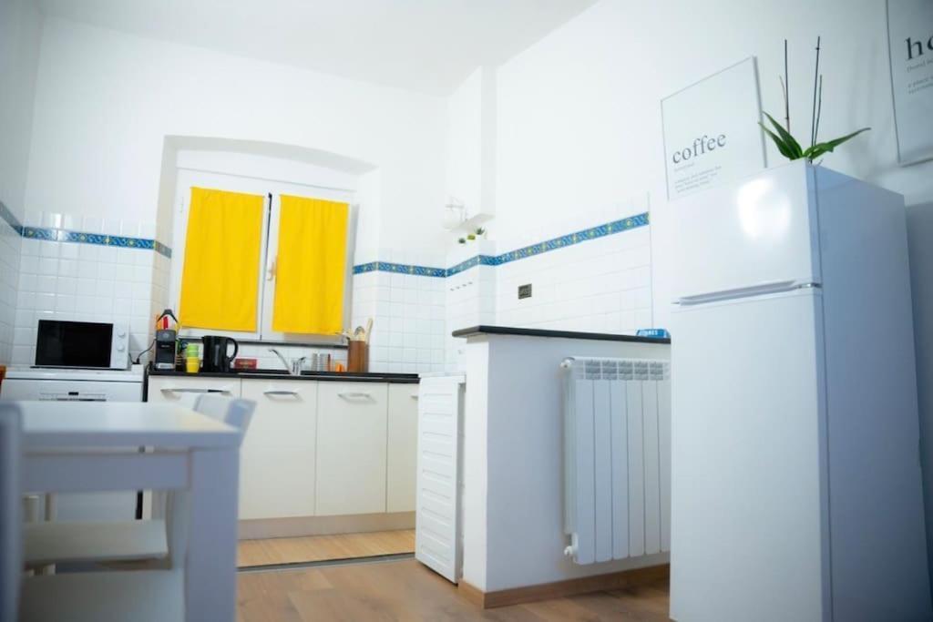 Ferienwohnung Hulu Savona Exterior foto